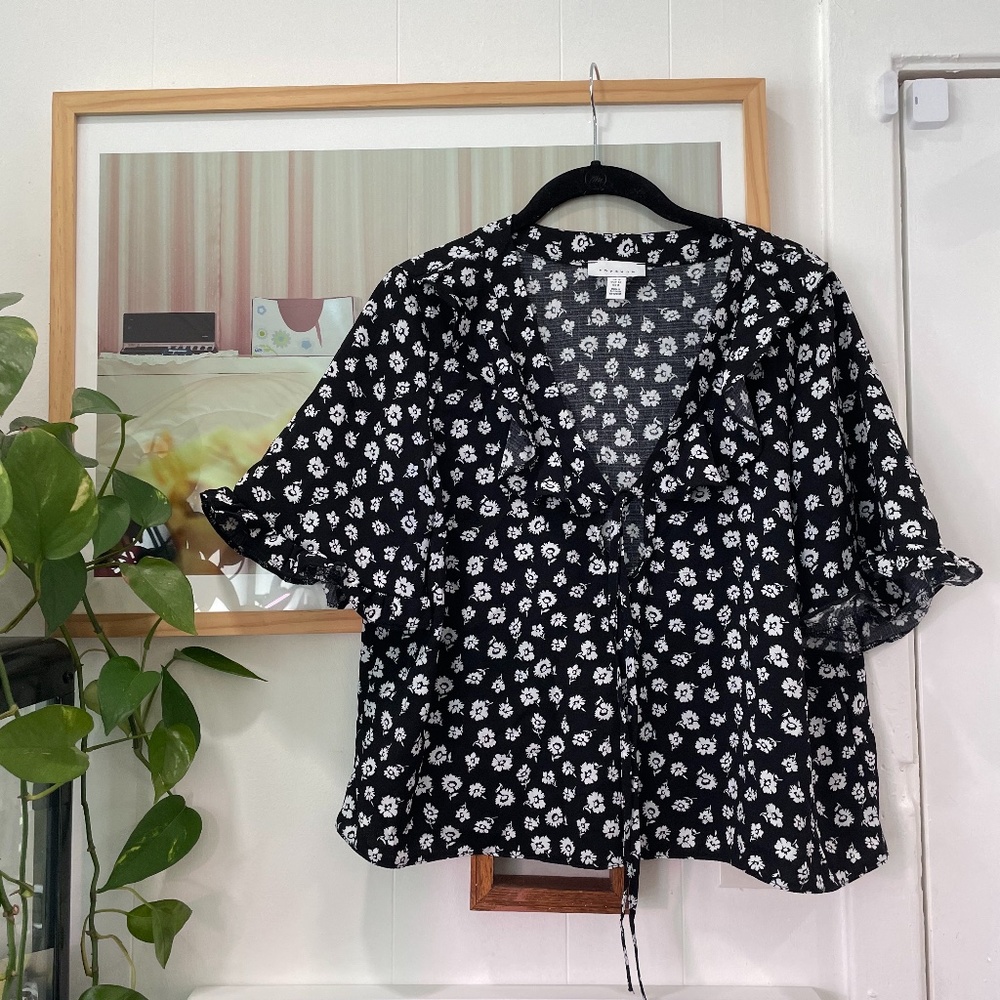 Topshop Maisie Blouse in Floral Print